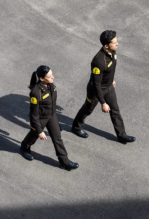 security-guards-1-mobile (1)